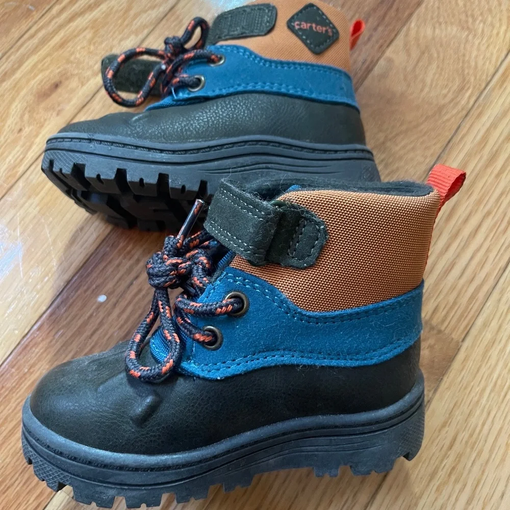 Carter’s Duck Boots – Size 5 – Like New